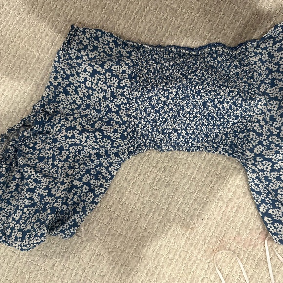 princess polly top - Picture 3 of 3